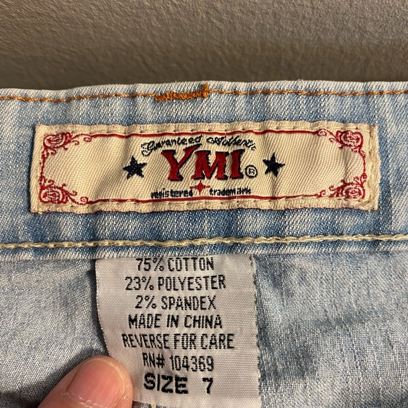 Mini jean skirt - Picture 4 of 6